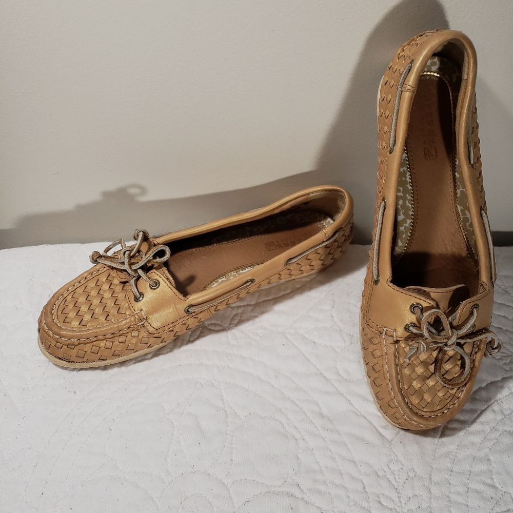 Women's Sperry Top Sider Tan w/gold metallic